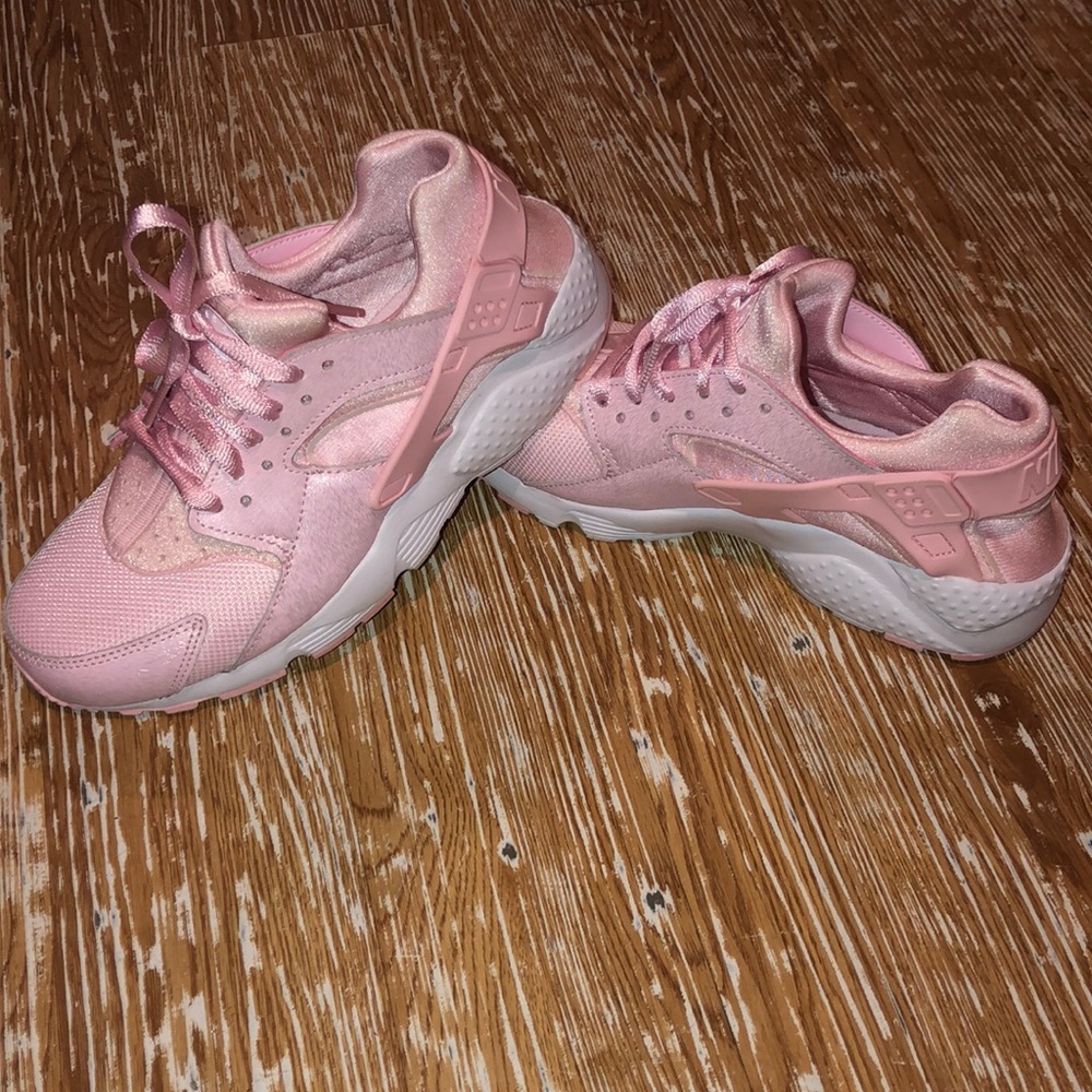 White & Pink Huaraches